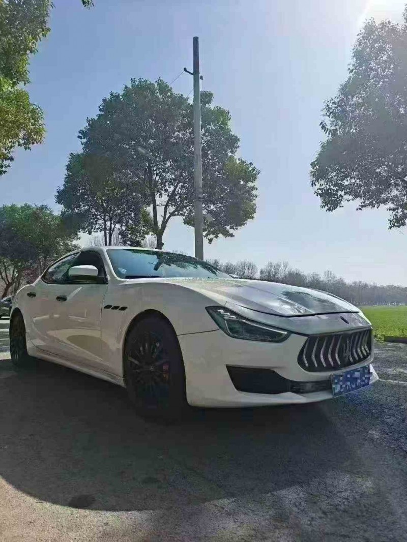 衡阳20年玛莎拉蒂Ghibli3