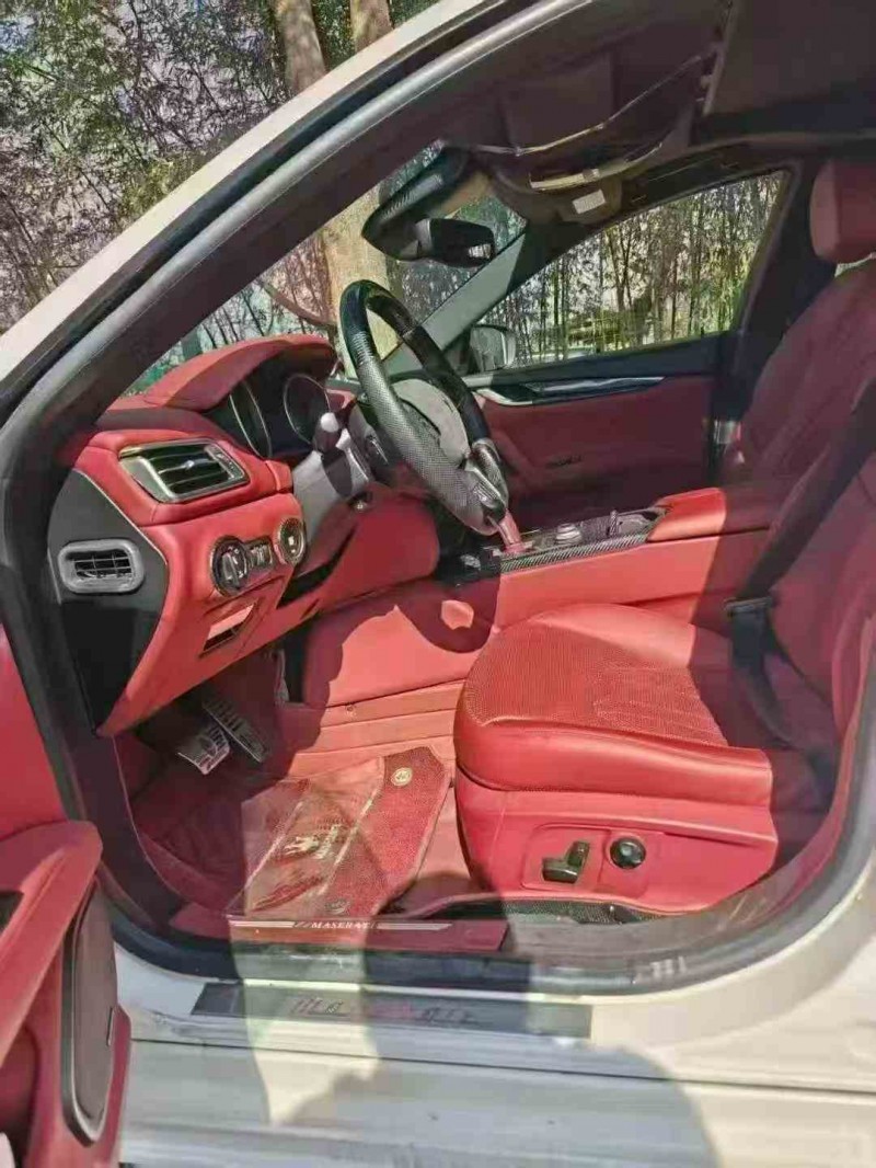 衡阳20年玛莎拉蒂Ghibli4