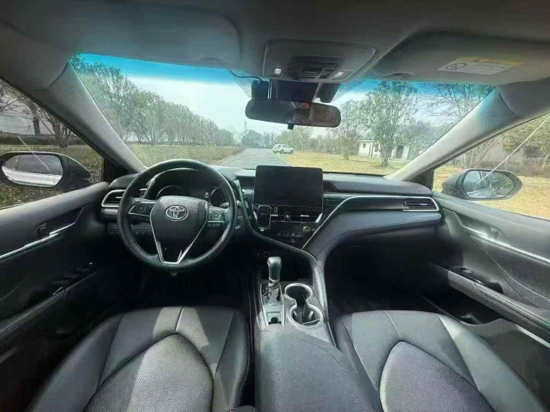 苏州23年丰田凯美瑞4