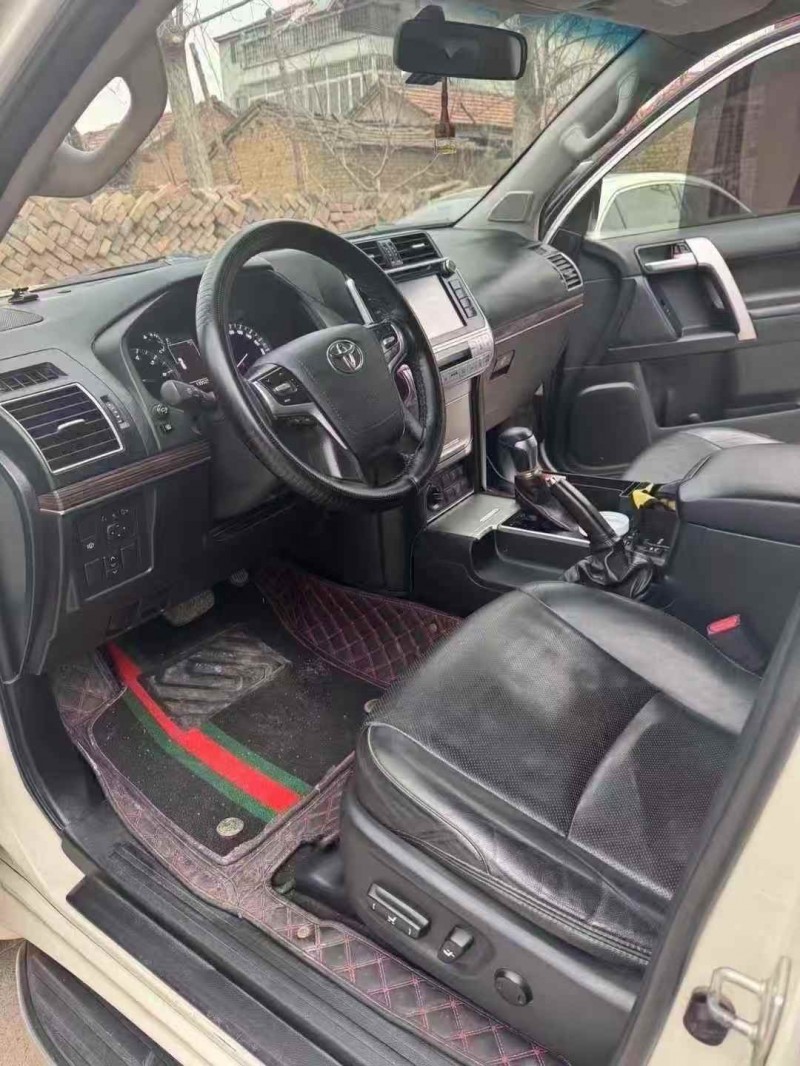 枣庄18年丰田普拉多4