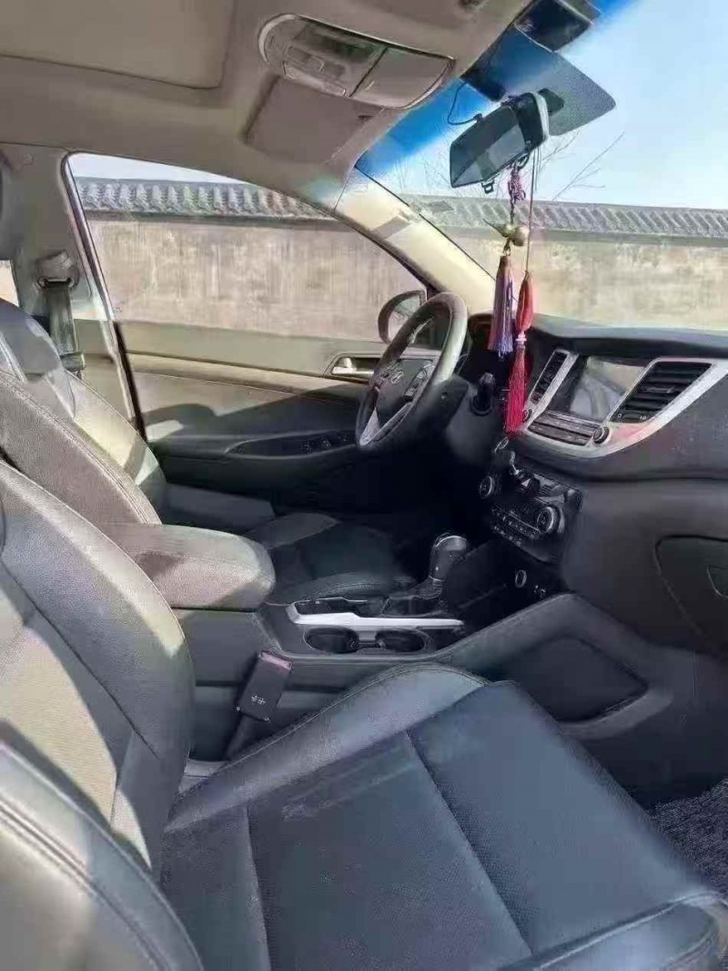 菏泽18年现代途胜7