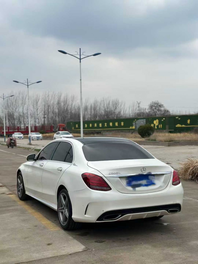 枣庄17年奔驰C8