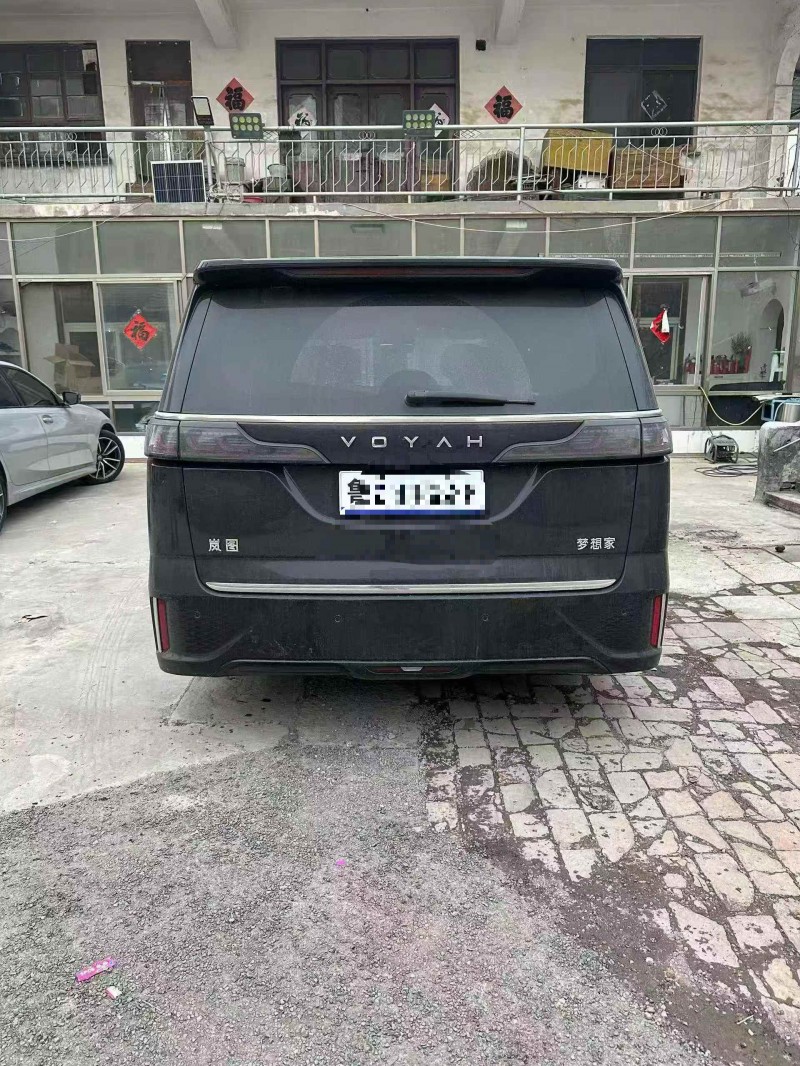 菏泽23年岚图汽车梦想家9