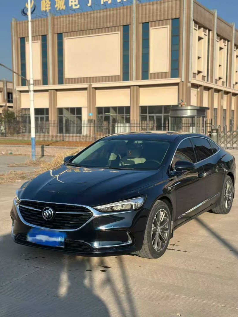 枣庄20年别克君越2