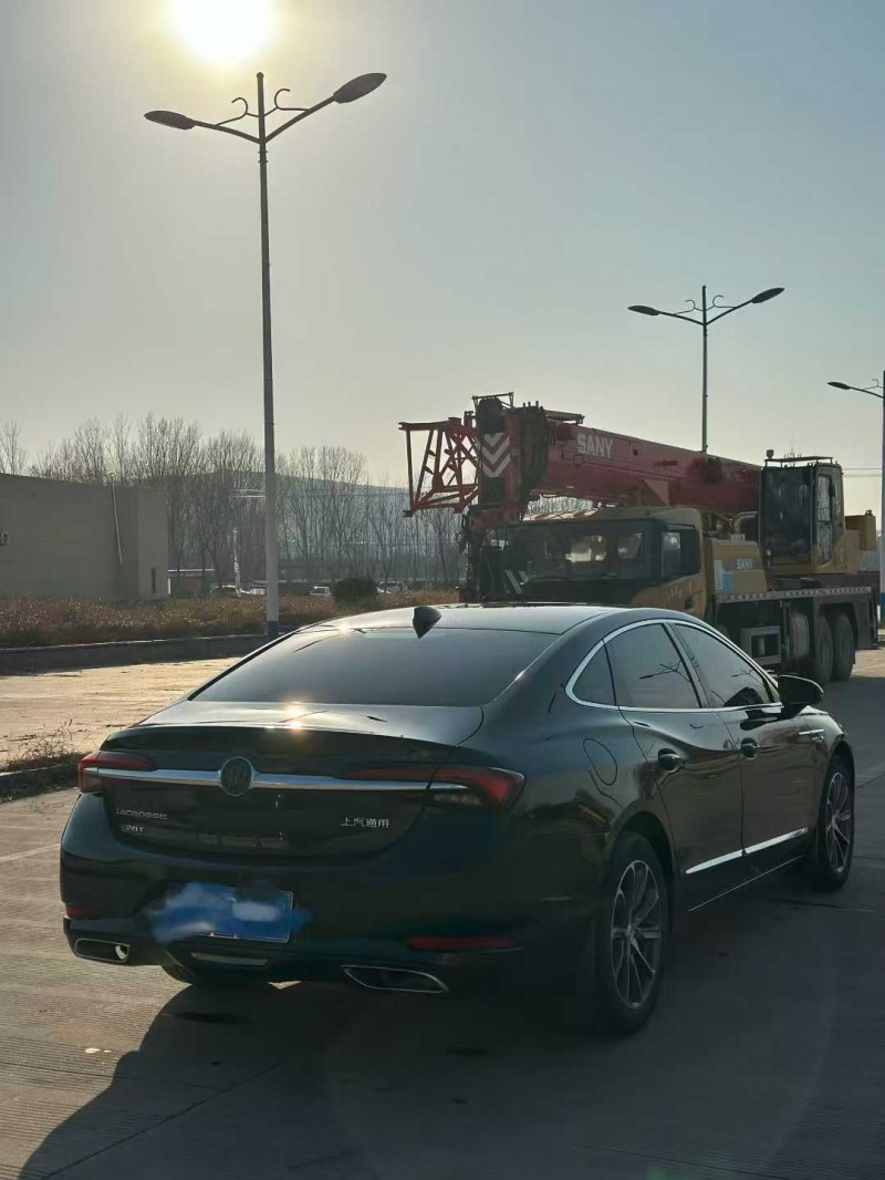 枣庄20年别克君越7