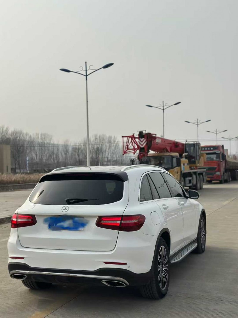 枣庄19年奔驰GLC7