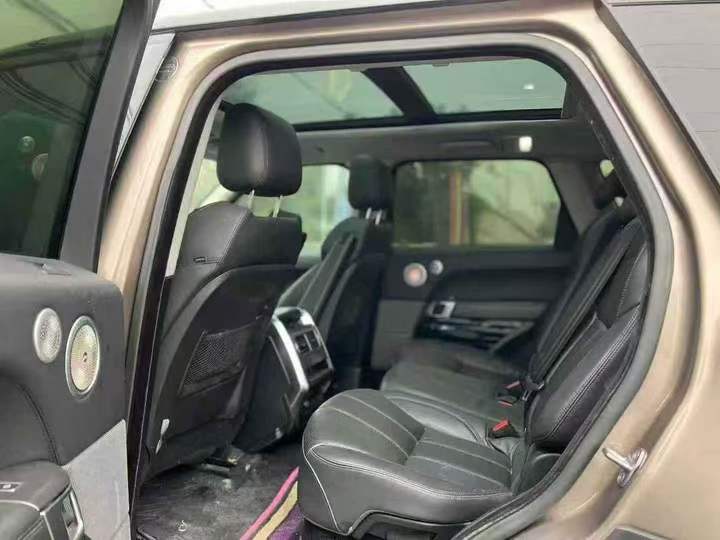 重庆16年路虎揽胜运动5