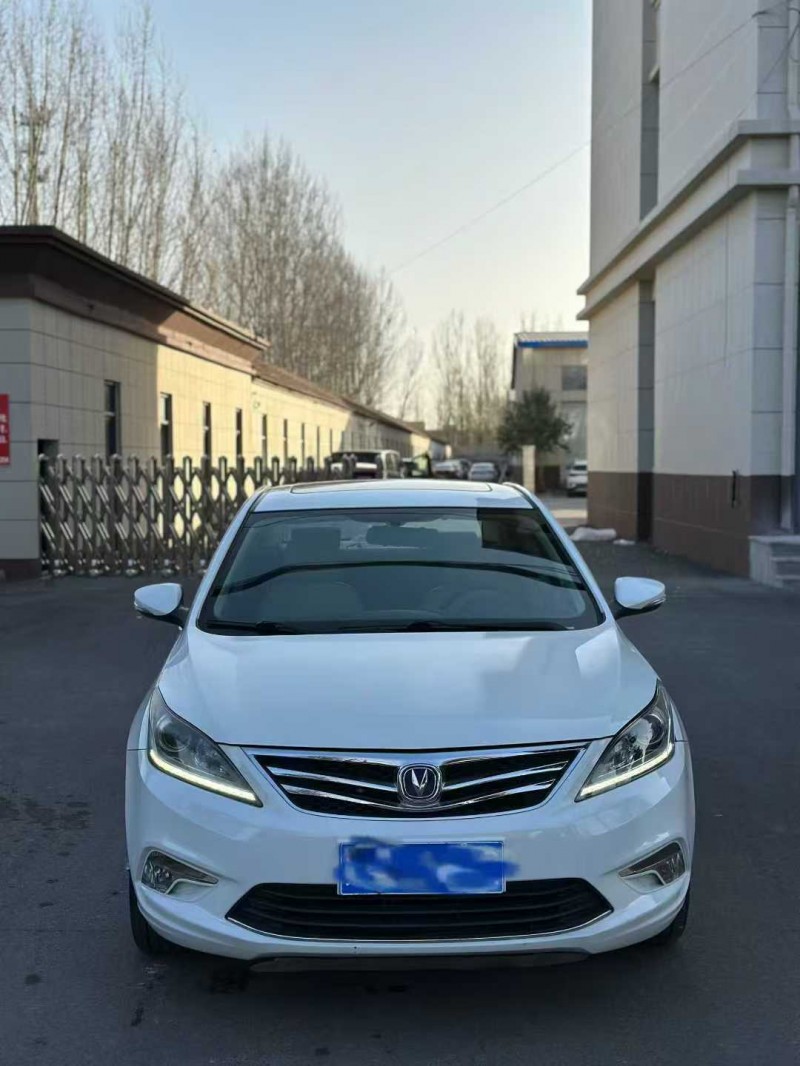 棗莊17年長安汽車逸動1