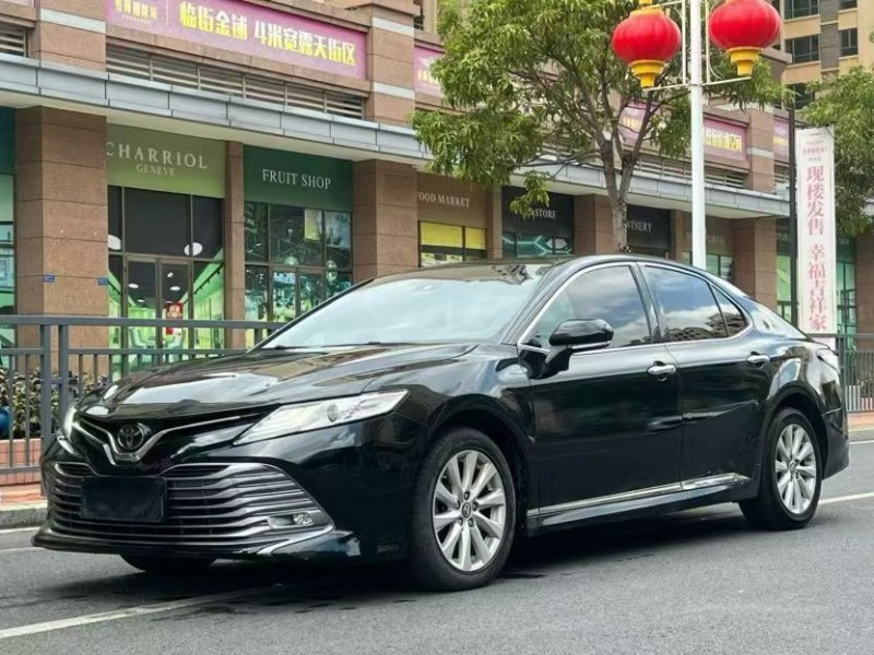 汕头19年丰田凯美瑞2