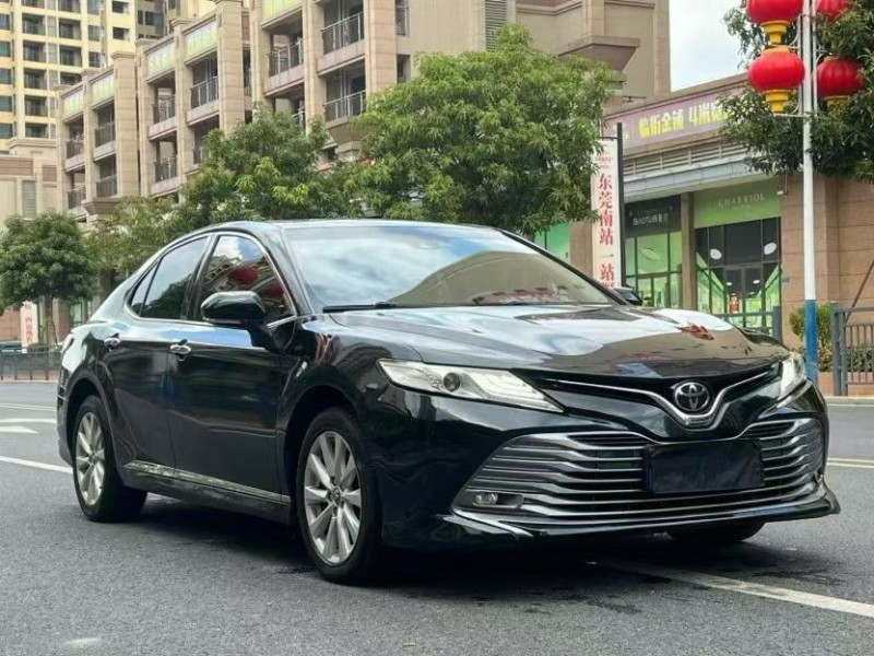 汕头19年丰田凯美瑞3