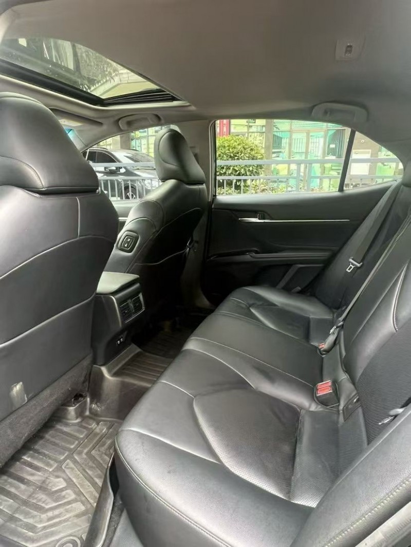 汕头19年丰田凯美瑞6