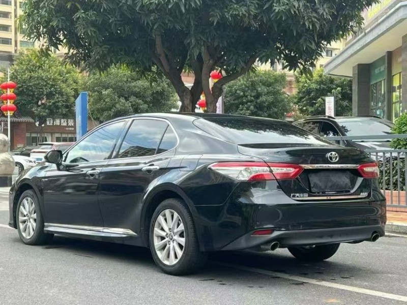 汕头19年丰田凯美瑞7