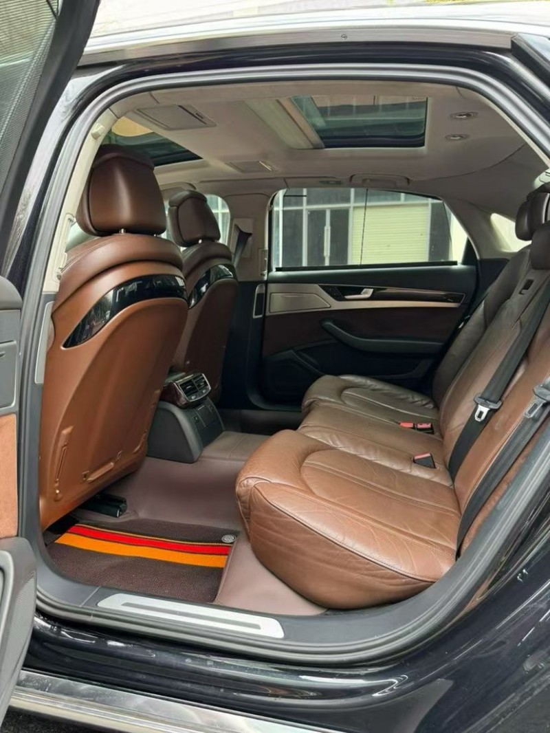 珠海13年奥迪A8L5