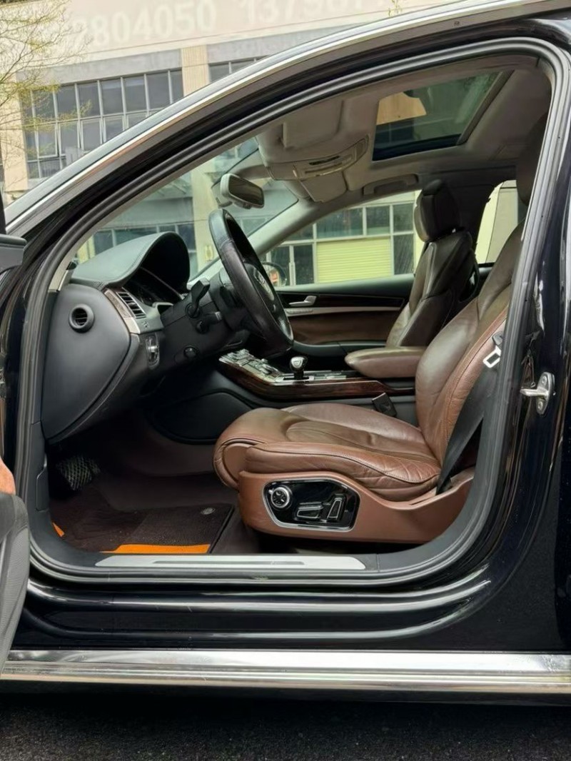 珠海13年奥迪A8L6