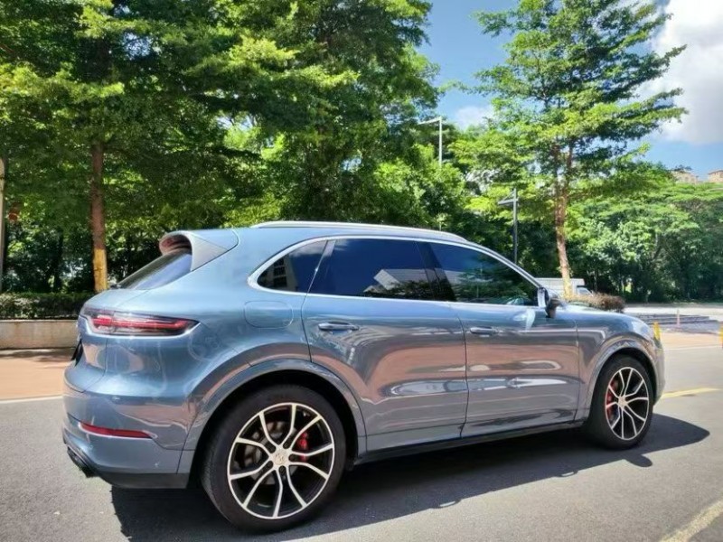 珠海18年保时捷卡宴8