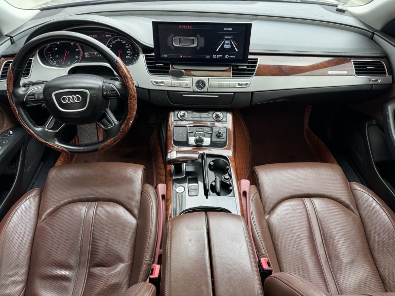 濟寧12年奧迪A8L4