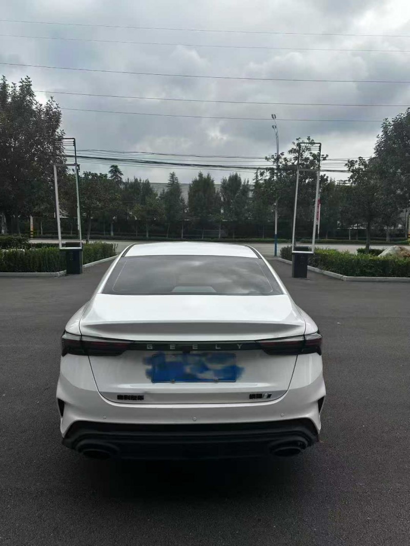 枣庄23年吉利缤瑞9