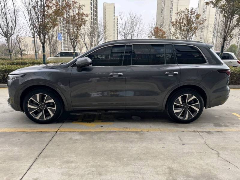 济宁22年理想理想ONE7