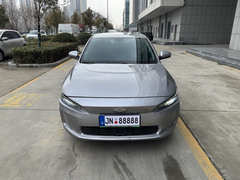 济宁24年吉利几何1