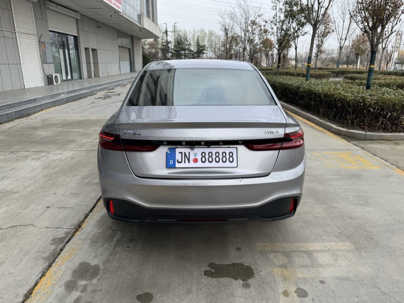 济宁24年吉利几何9