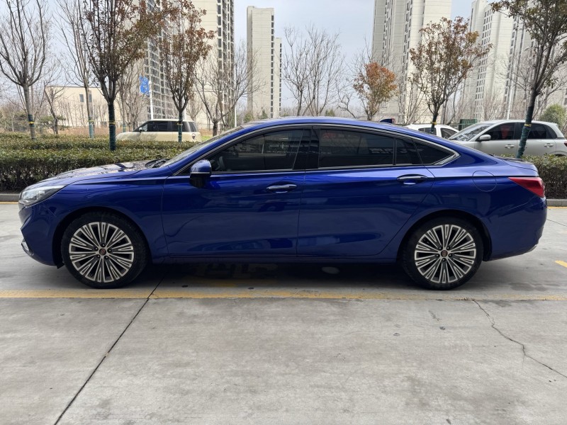 济宁22年红旗H57