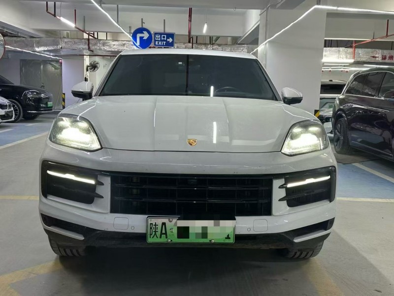 深圳24年保时捷卡宴1