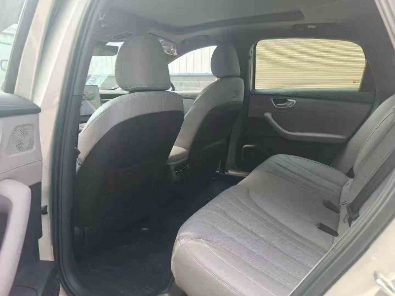 衡阳25年荣威M75