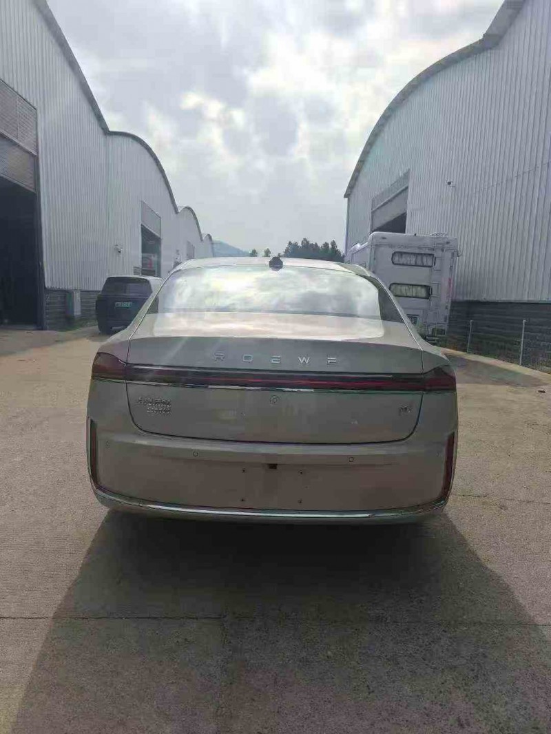 衡阳25年荣威M77