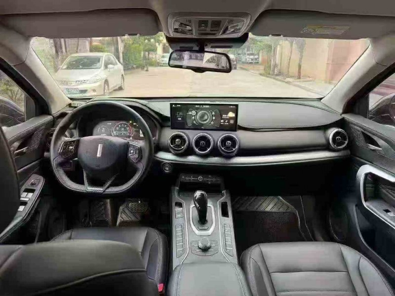 深圳21年长城汽车魏牌4