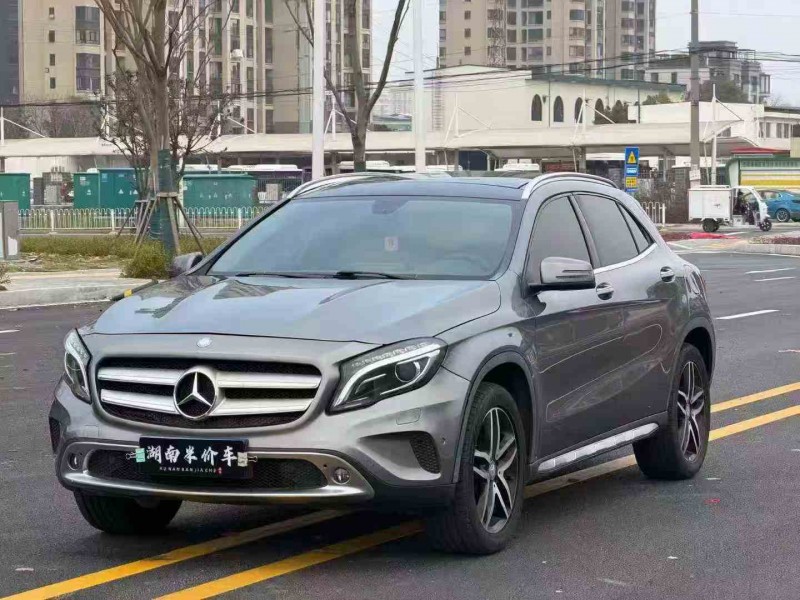 张家界15年奔驰GLA3