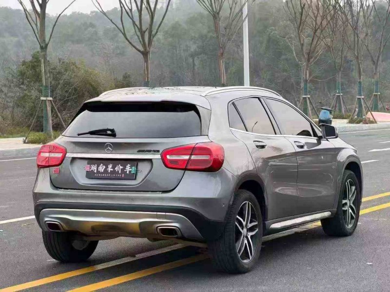 张家界15年奔驰GLA7