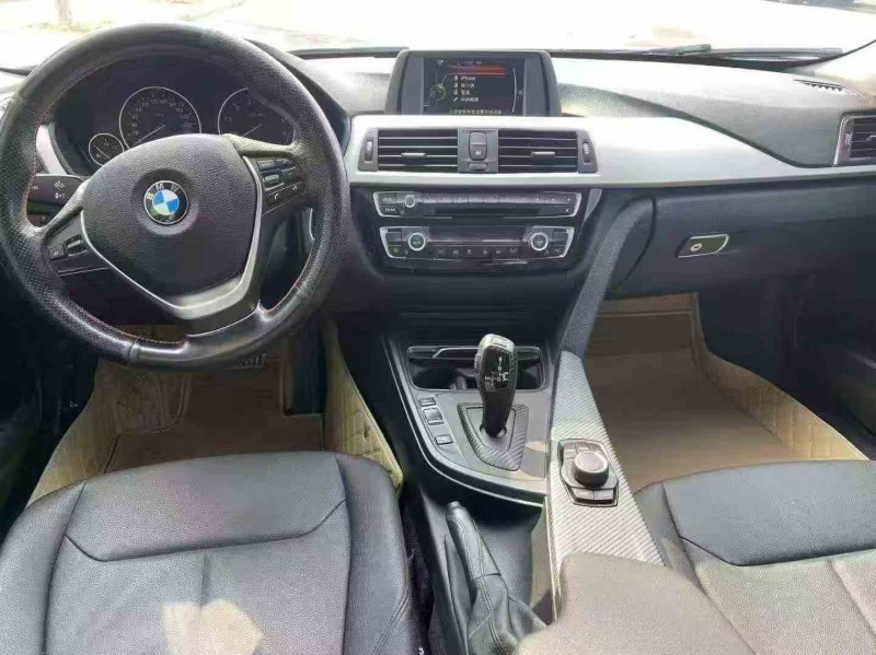 鄭州17年寶馬3系8