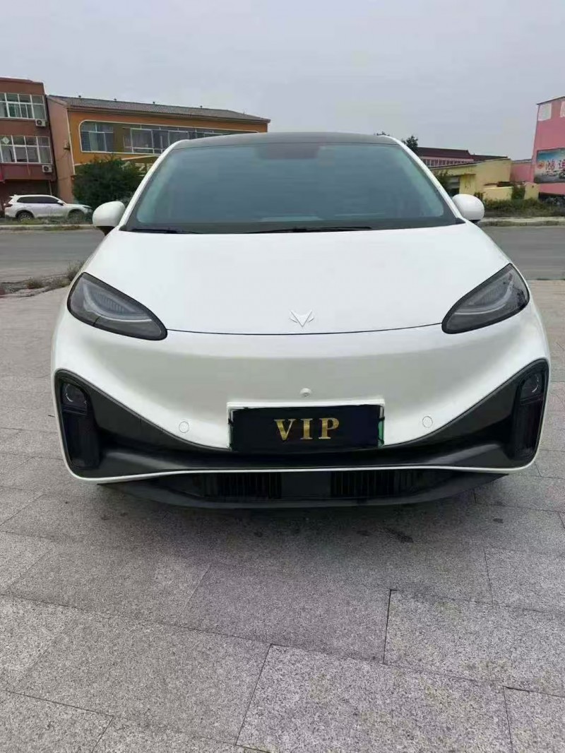 保定25年极狐汽车考拉1