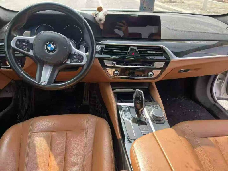 郑州18年宝马5系4