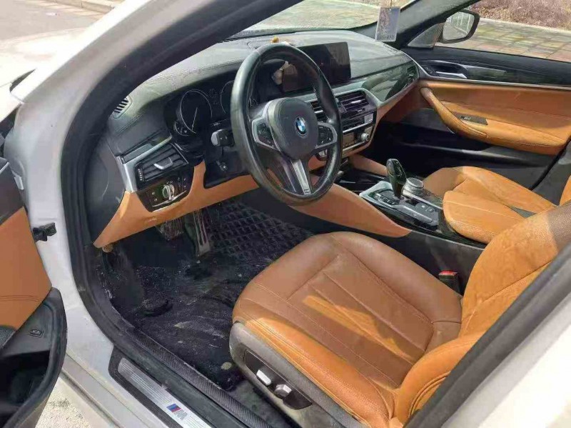 郑州18年宝马5系9