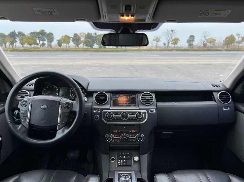 盐城15年路虎发现7