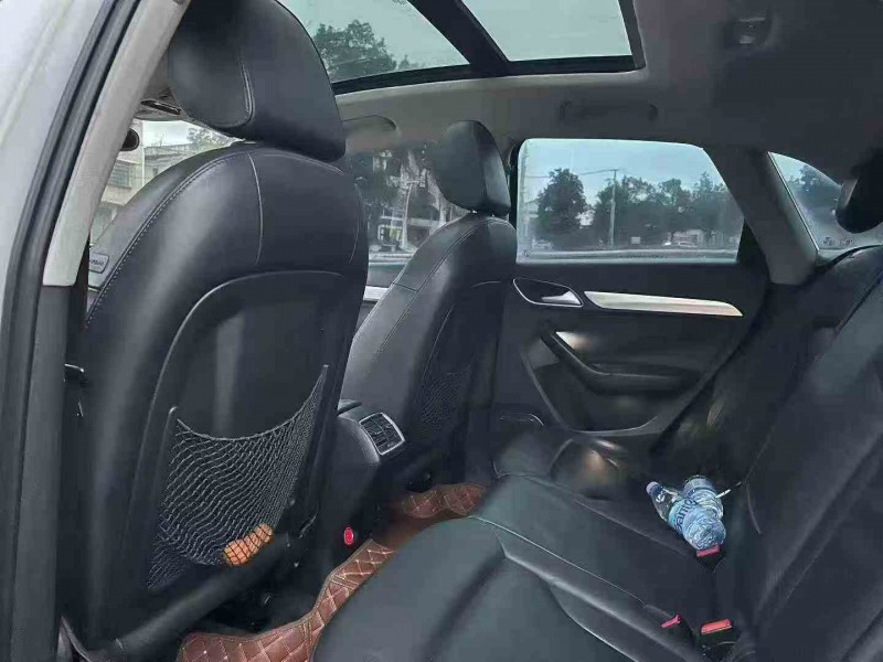 常德15年奥迪Q34