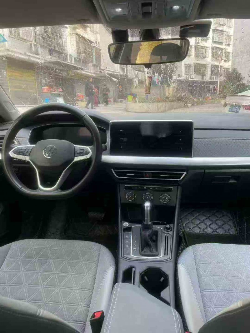 常德23年大众朗逸5