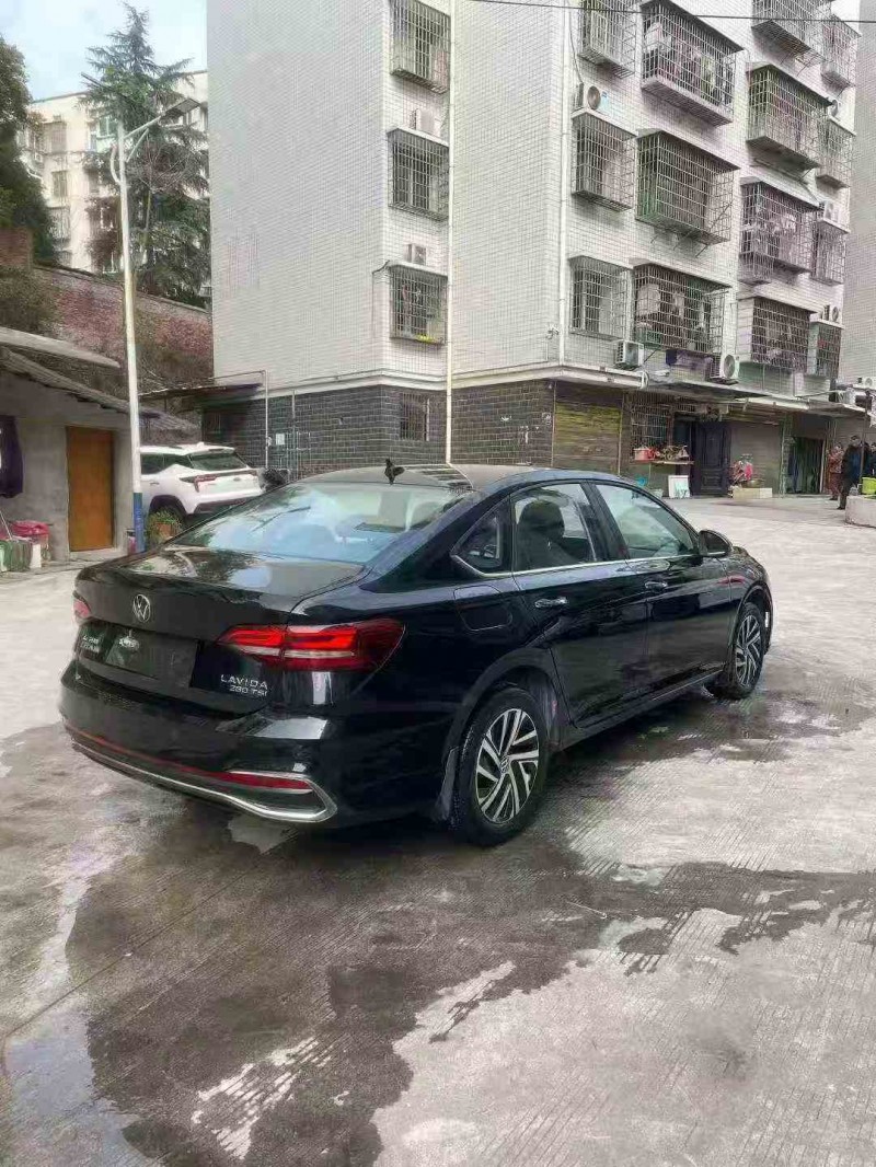 常德23年大众朗逸8