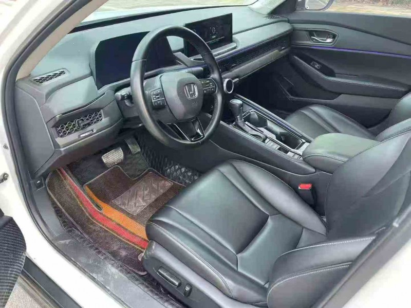 鄭州24年本田雅閣9