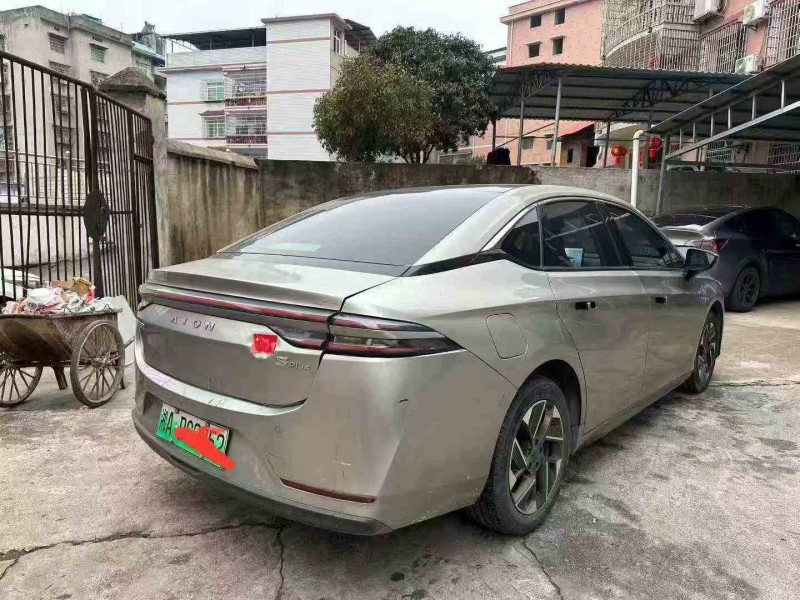 岳阳23年传祺埃安S8