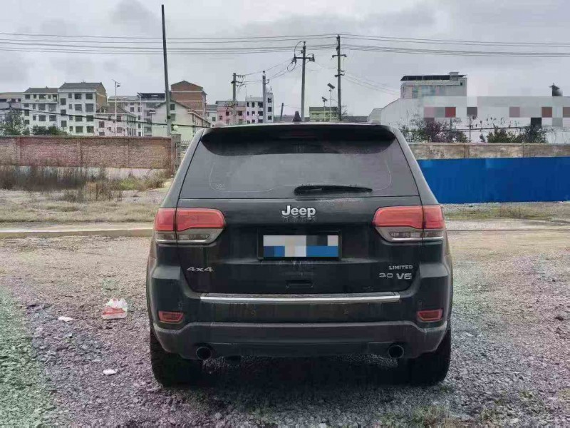 岳阳18年Jeep大切诺基9