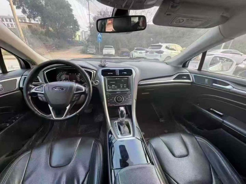 南宁15年福特蒙迪欧5