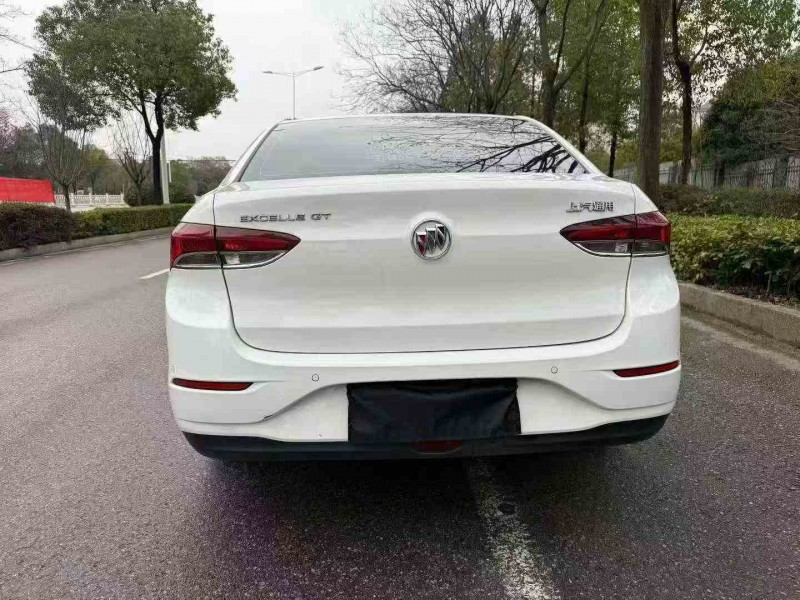 邵阳22年别克英朗8