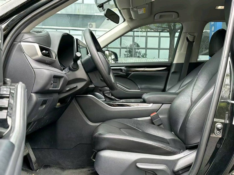 东莞23年丰田汉兰达4