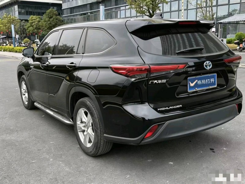 东莞23年丰田汉兰达7