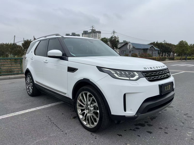 盐城18年路虎发现3