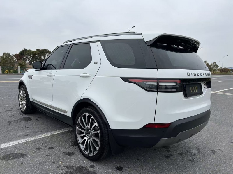 盐城18年路虎发现8