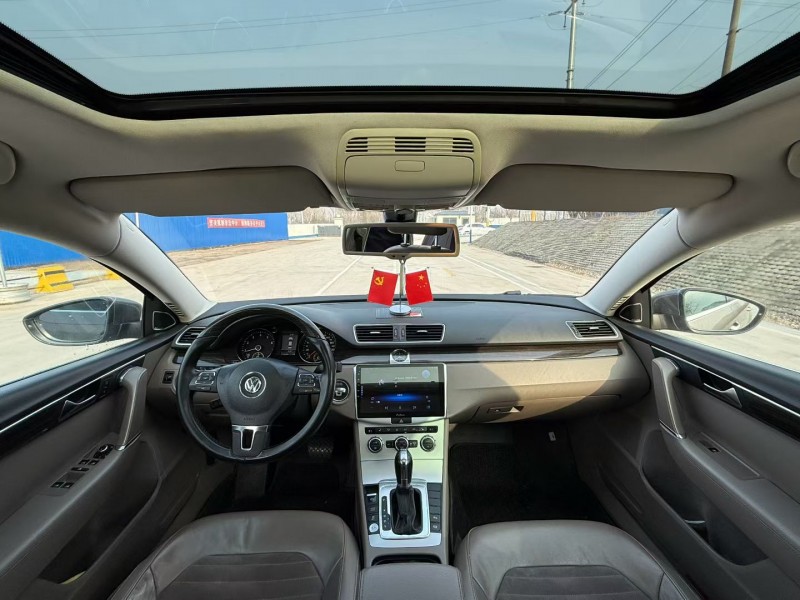 青岛13年大众迈腾4