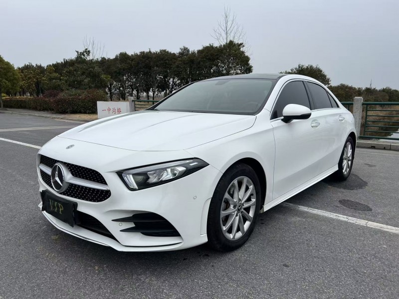 盐城22年奔驰A3